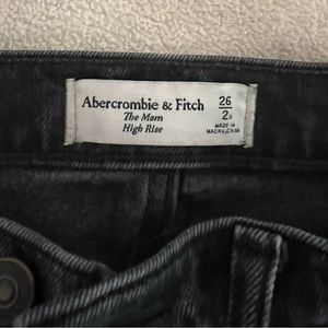 The mom high rise jean. Washed black